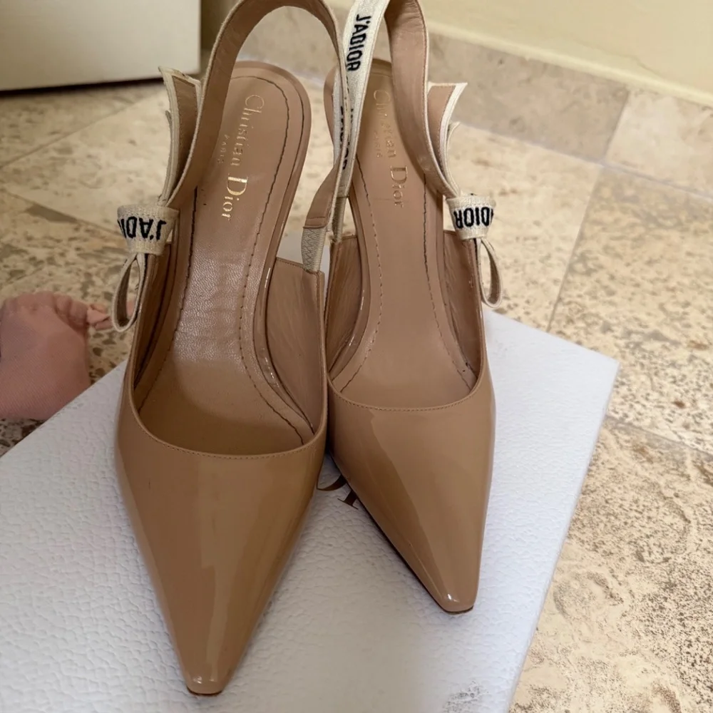 Dior shoe - Picture 2 of 5